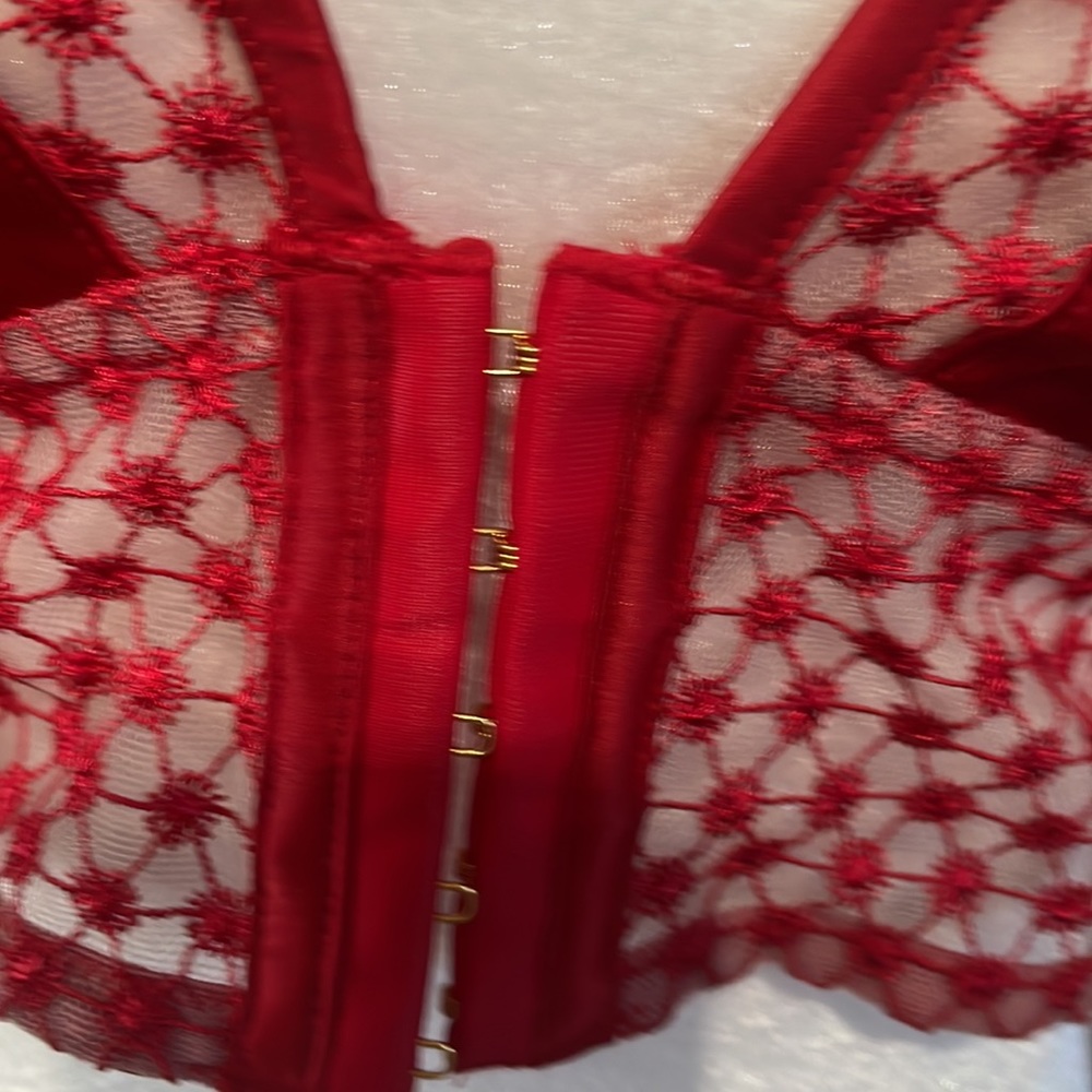 Victoria’s Secret - Picture 4 of 7